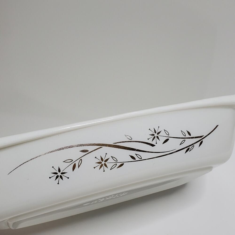 Vintage PYREX Golden HoneySuckle Casserole Dish 033 1.5 Qt